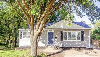 featured image of 2522 N River Blvd