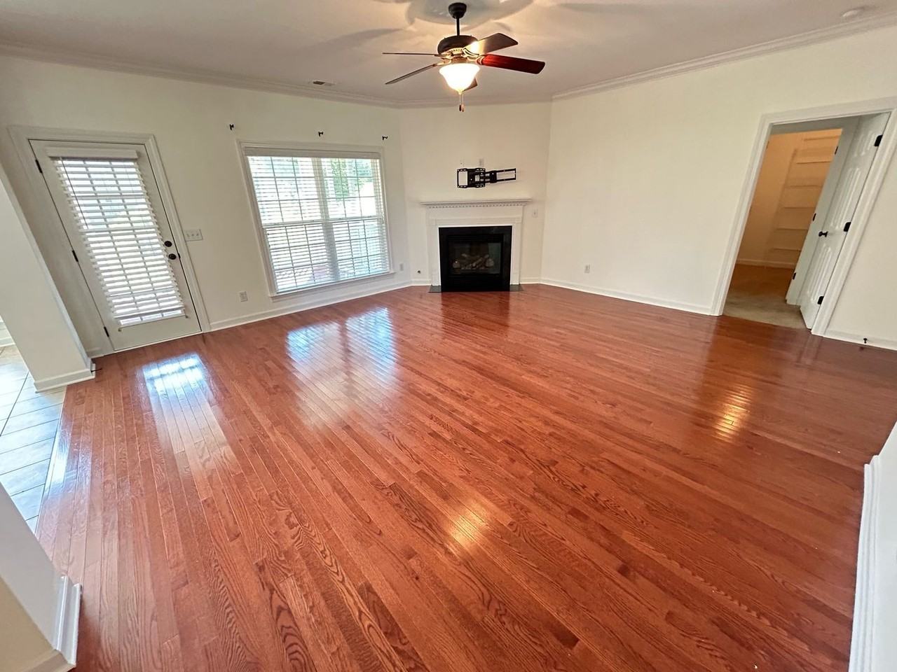 519 House Wren Ln - Photo 4 of 17