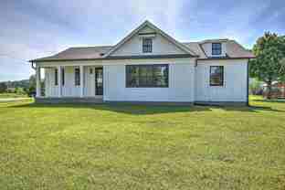 403 Silver Lake Rd - Photo 1 of 1