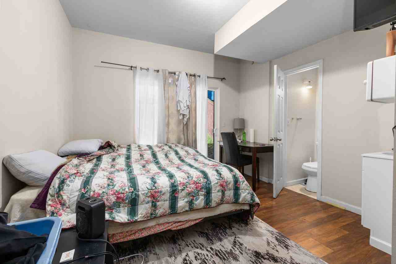4031 S 66th St - Photo 5 of 29