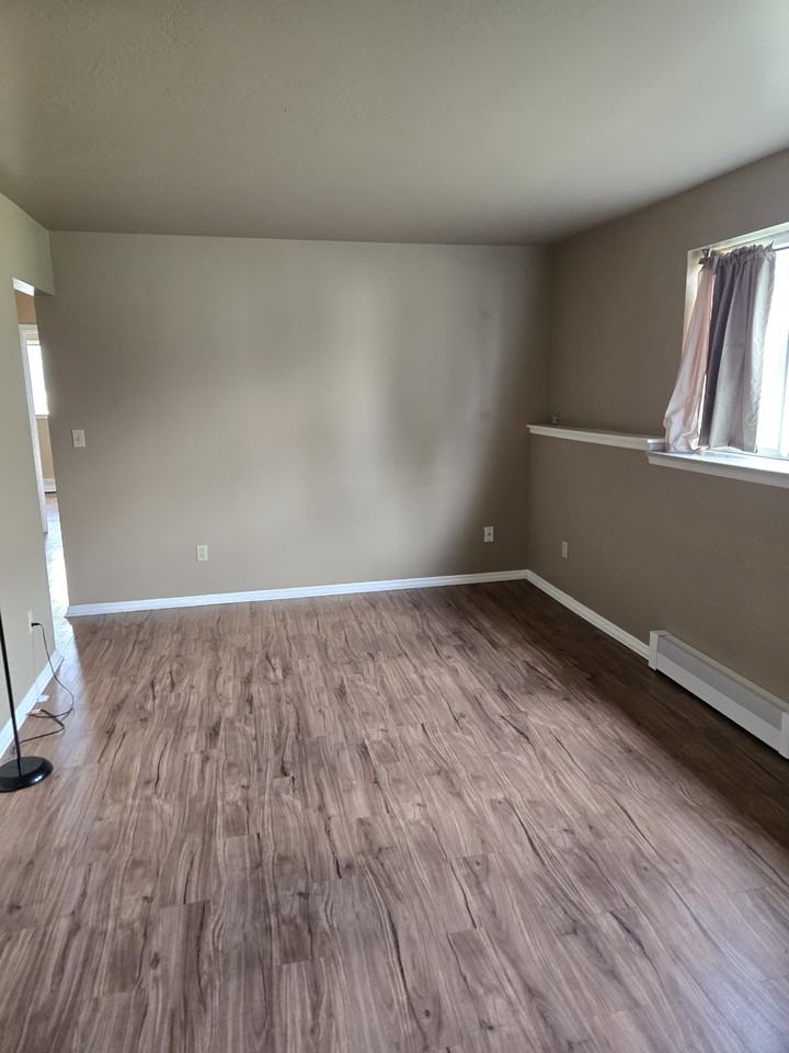 92 Stiles Ave #4 - Photo 5 of 8