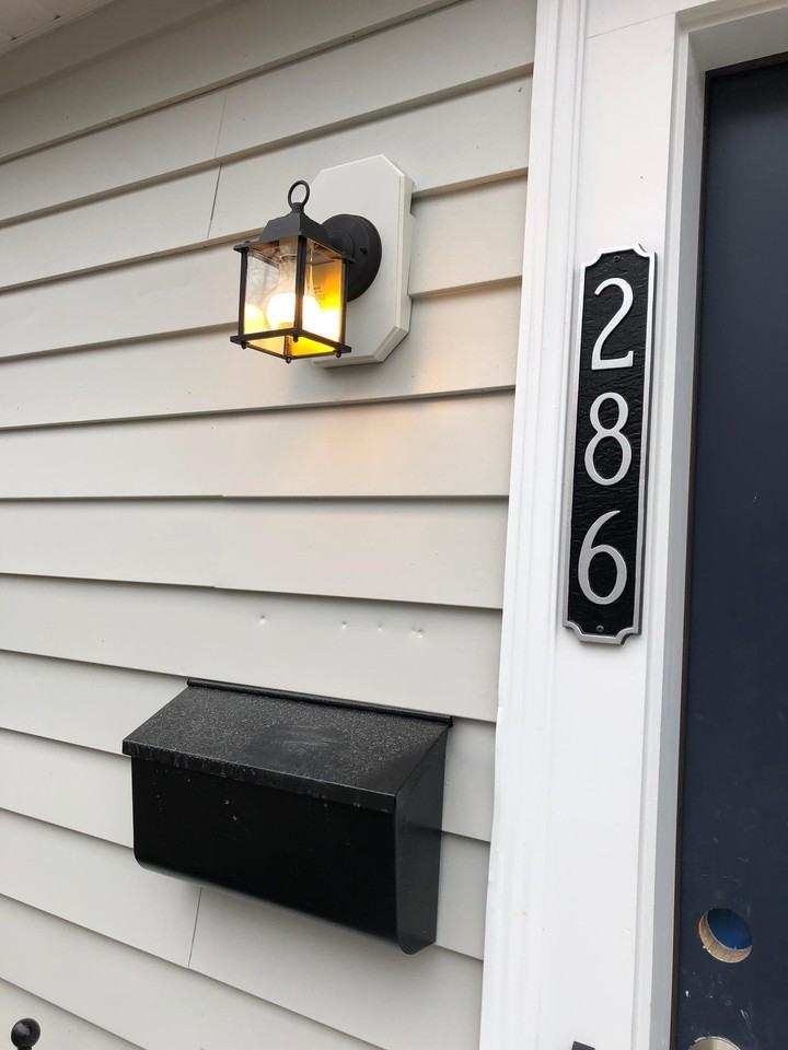 286 Lagrange St - Photo 2 of 15