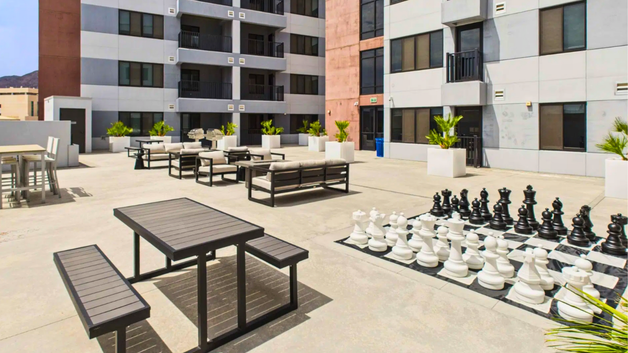 Watermark Apartments - Photo 7 of 16