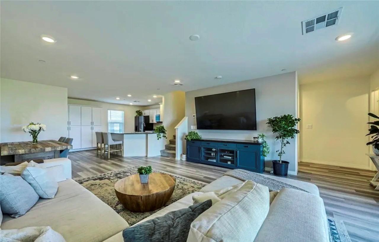 3744 Enchanted Sky St #3744 - Photo 6 of 23