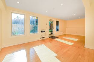 450 30th St #A - Photo 1 of 1