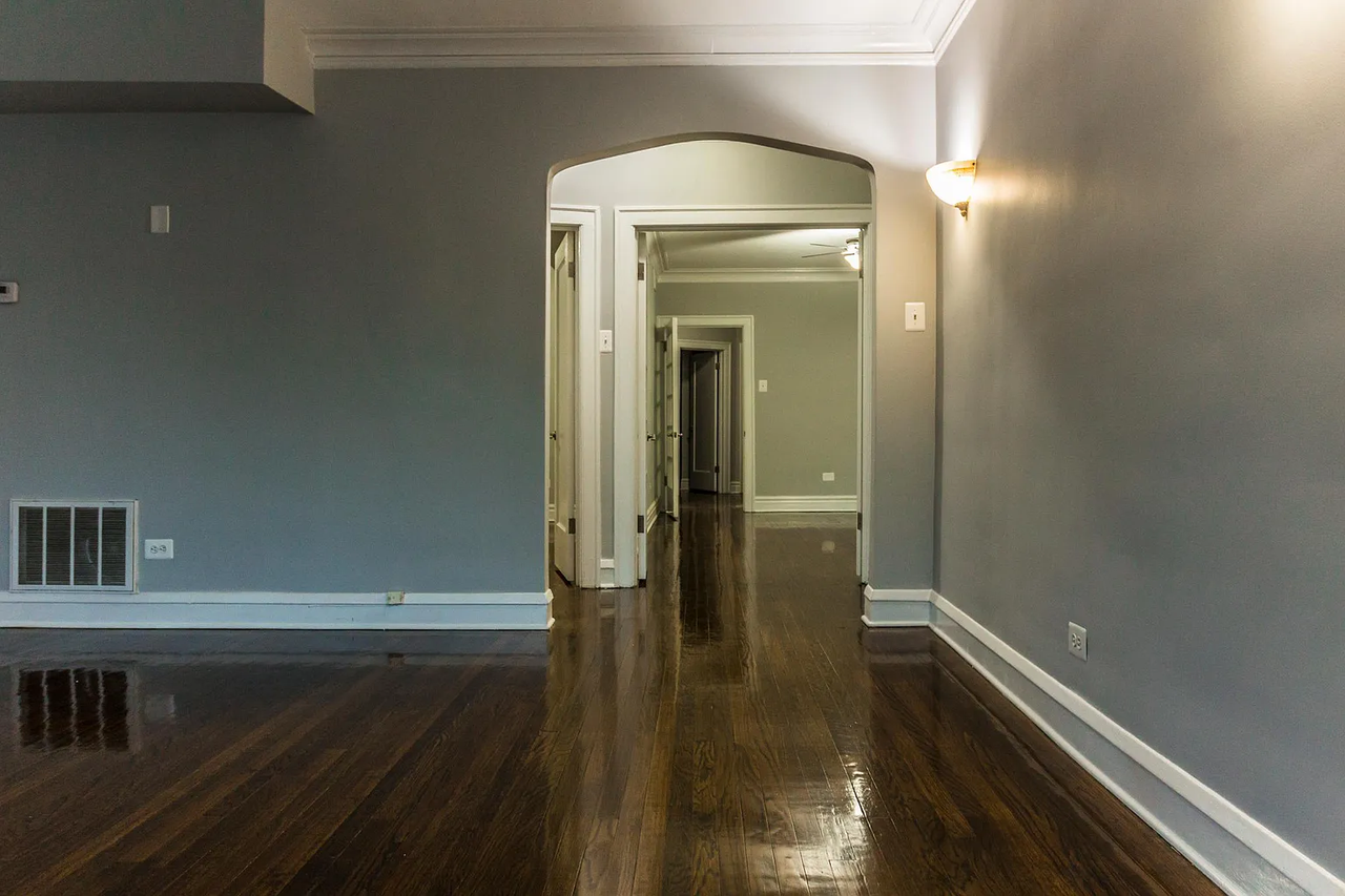 7806 S Bennett Ave #1 - Photo 6 of 20