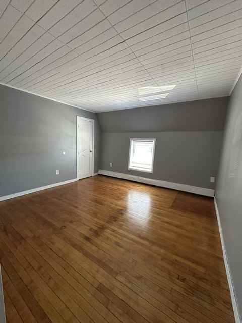 457 Lake Ave #B - Photo 7 of 13
