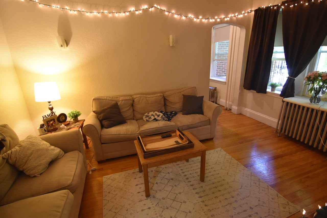 85 Strathmore Rd #22 - Photo 3 of 7