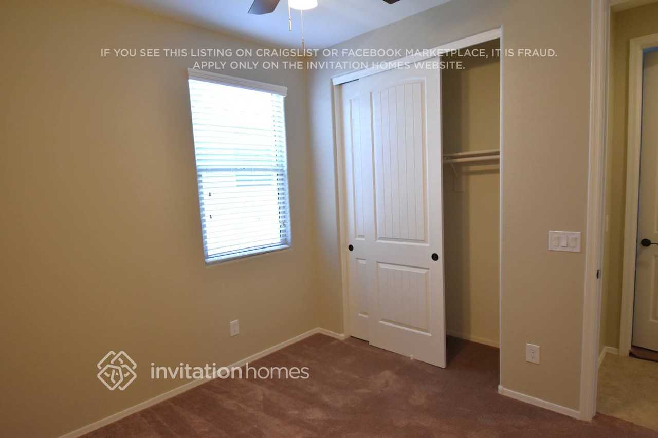 18752 W Rancho Dr - Photo 6 of 14