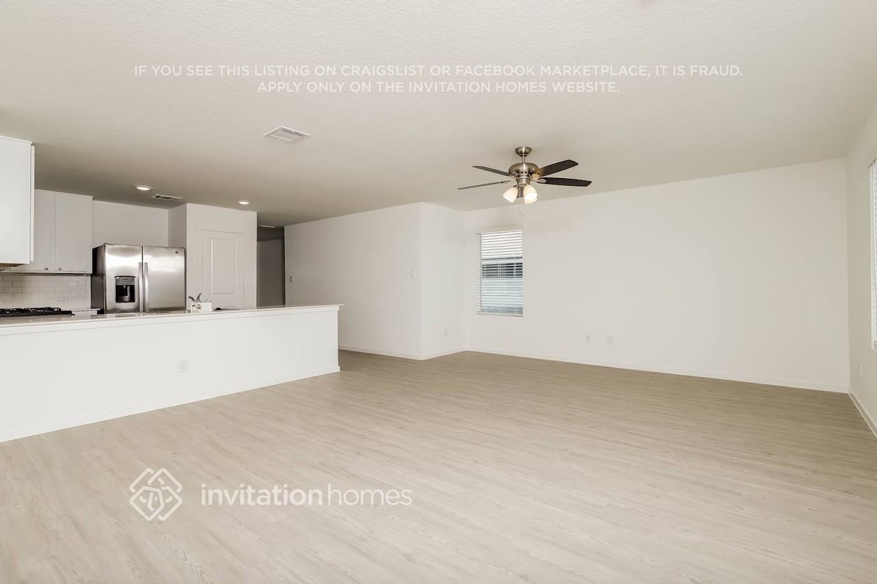 3217 Roslyn Grist - Photo 5 of 27