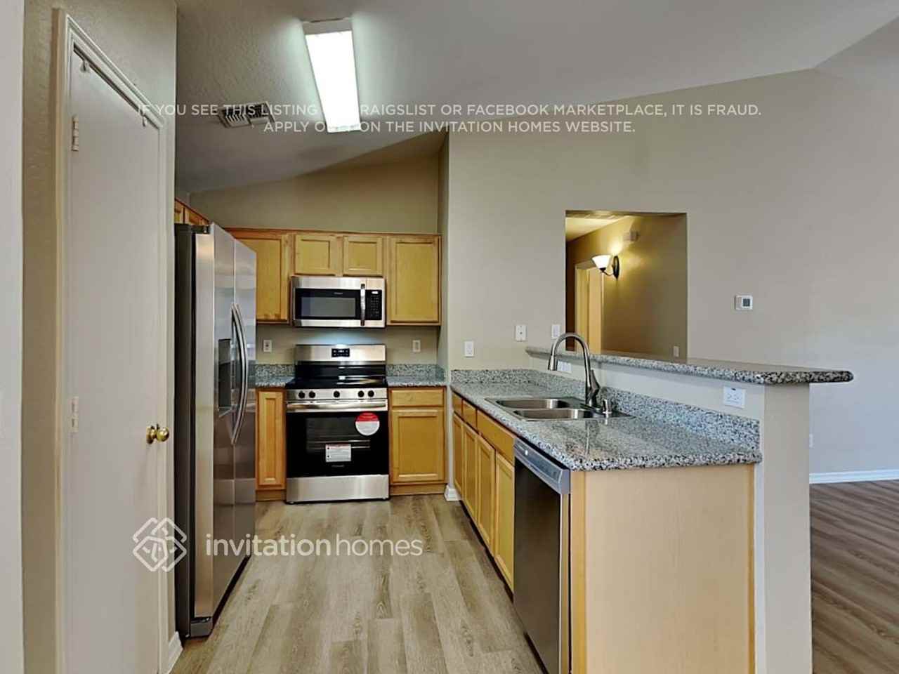 3741 W Morgan Ln - Photo 5 of 18