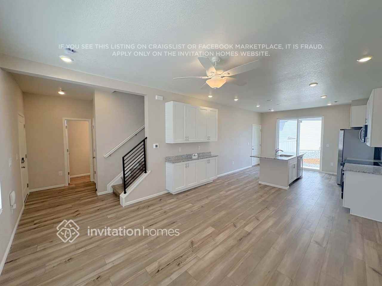 3369 Streamwood Dr - Photo 2 of 9