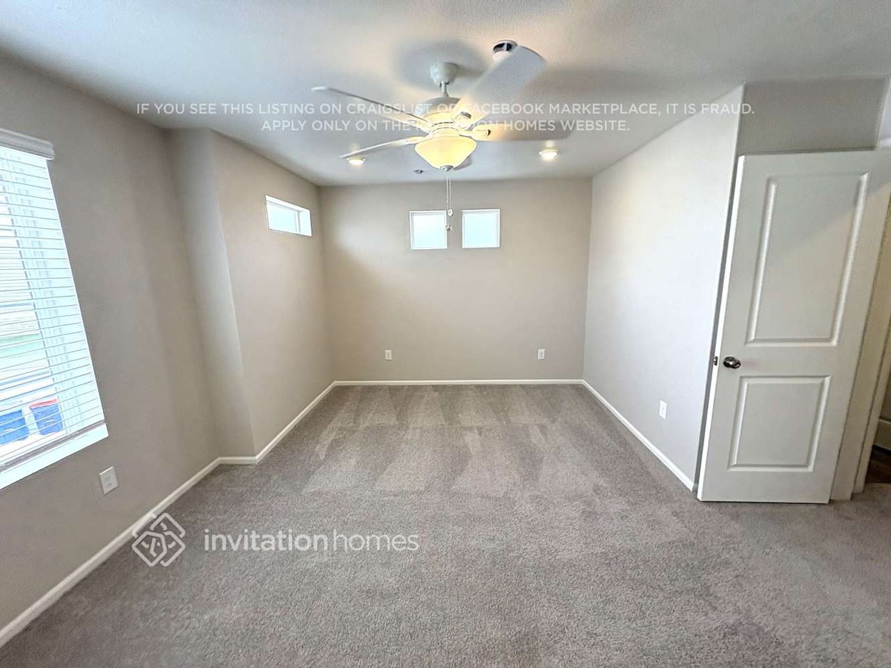 3369 Streamwood Dr - Photo 5 of 9