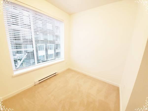 15828 85 Avenue - Photo 6 of 9