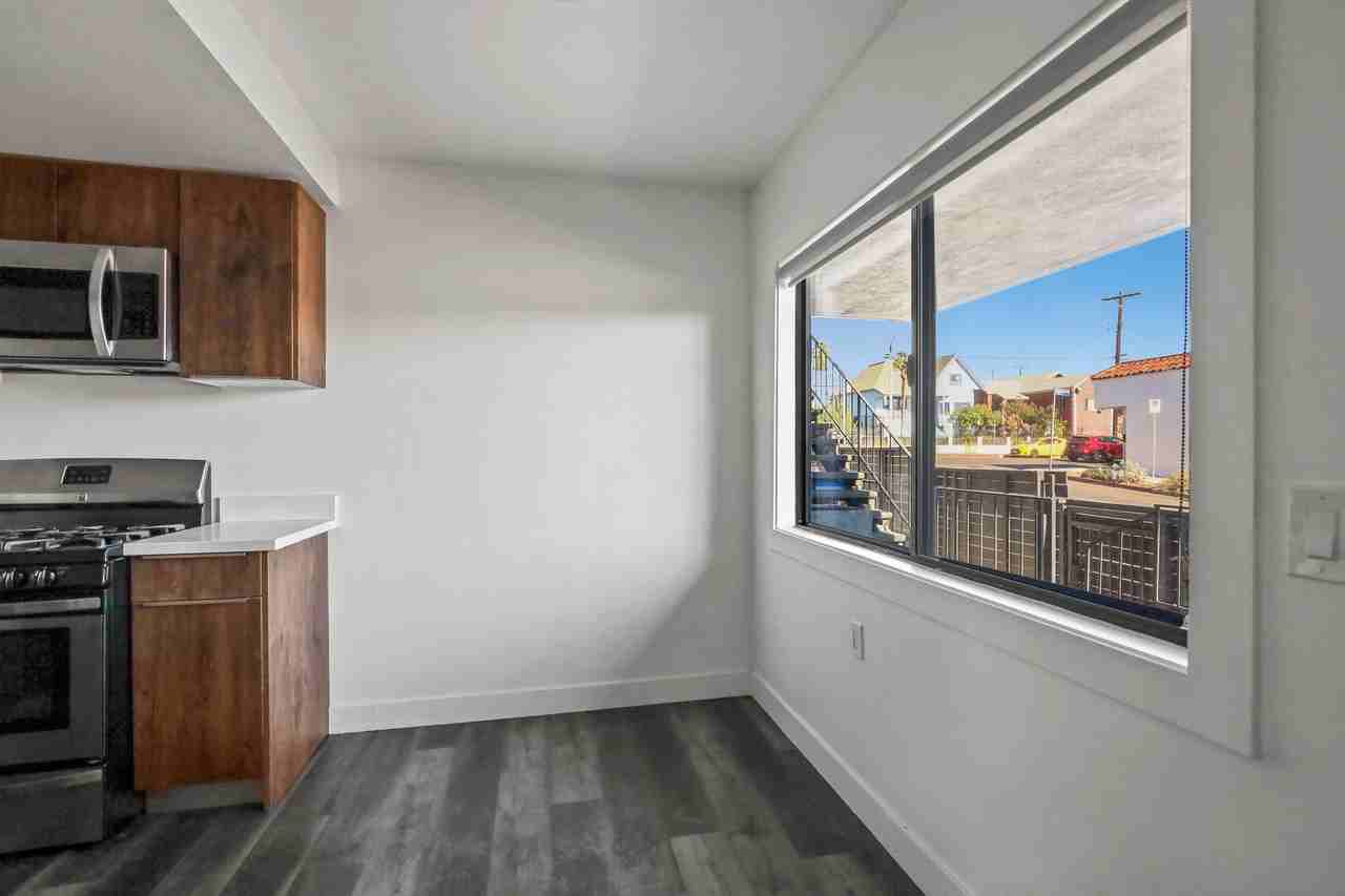 215 North Fickett Street #5 - Photo 4 of 23