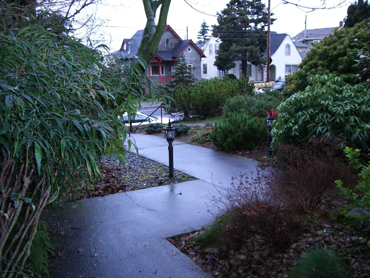 1408 10th Ave. West - Photo 2 of 5