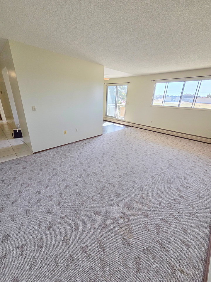 Sunrise Apartments - Photo 5 of 12
