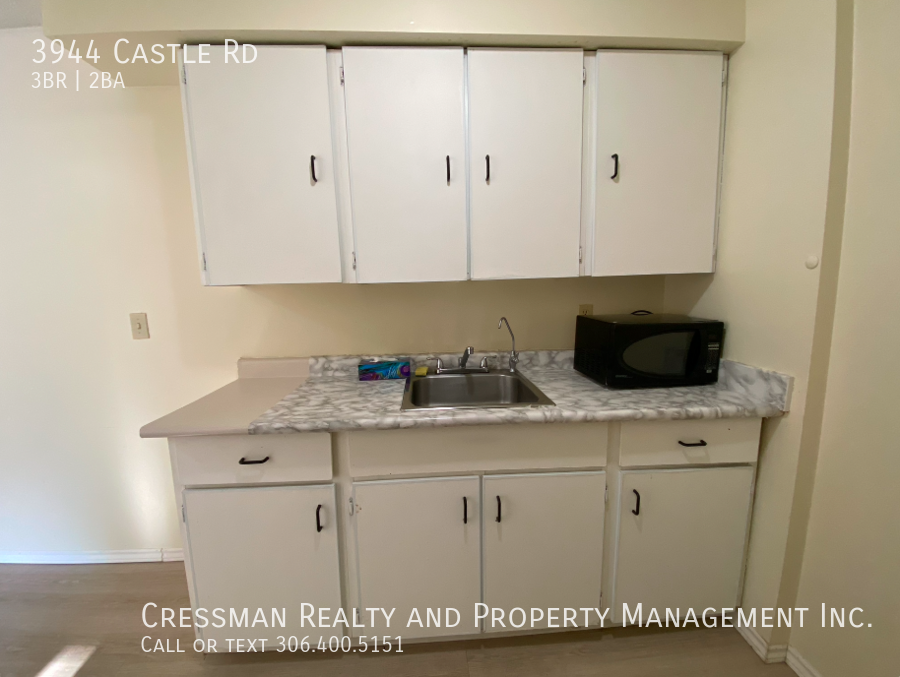 3944 Castle Rd - Photo 5 of 23