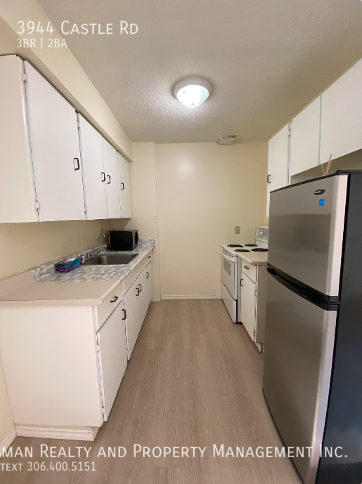 3944 Castle Rd - Photo 6 of 23