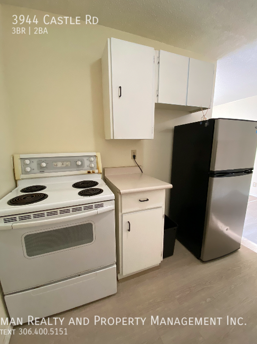 3944 Castle Rd - Photo 7 of 23