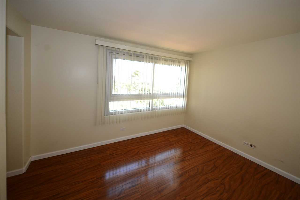 2465 Ala Wai Blvd #1 - Photo 4 of 10