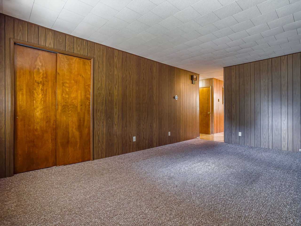 110 S 4th Ave W #2 - Photo 3 of 11