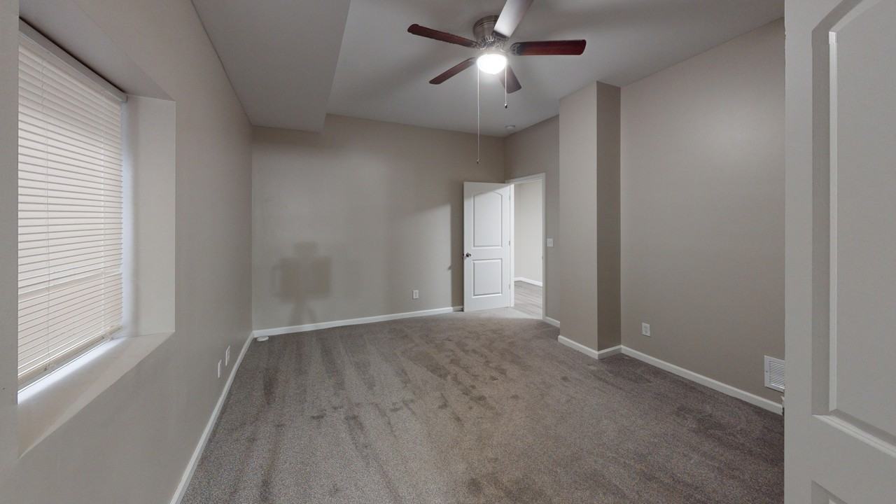 2026 North 3372nd Road103 #103 - Photo 7 of 18