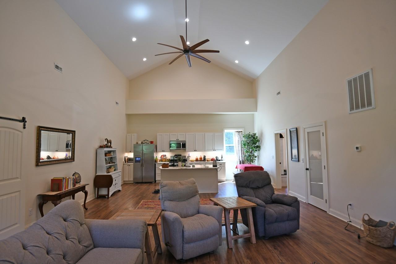 210 Beltline Rd #1 - Photo 4 of 10