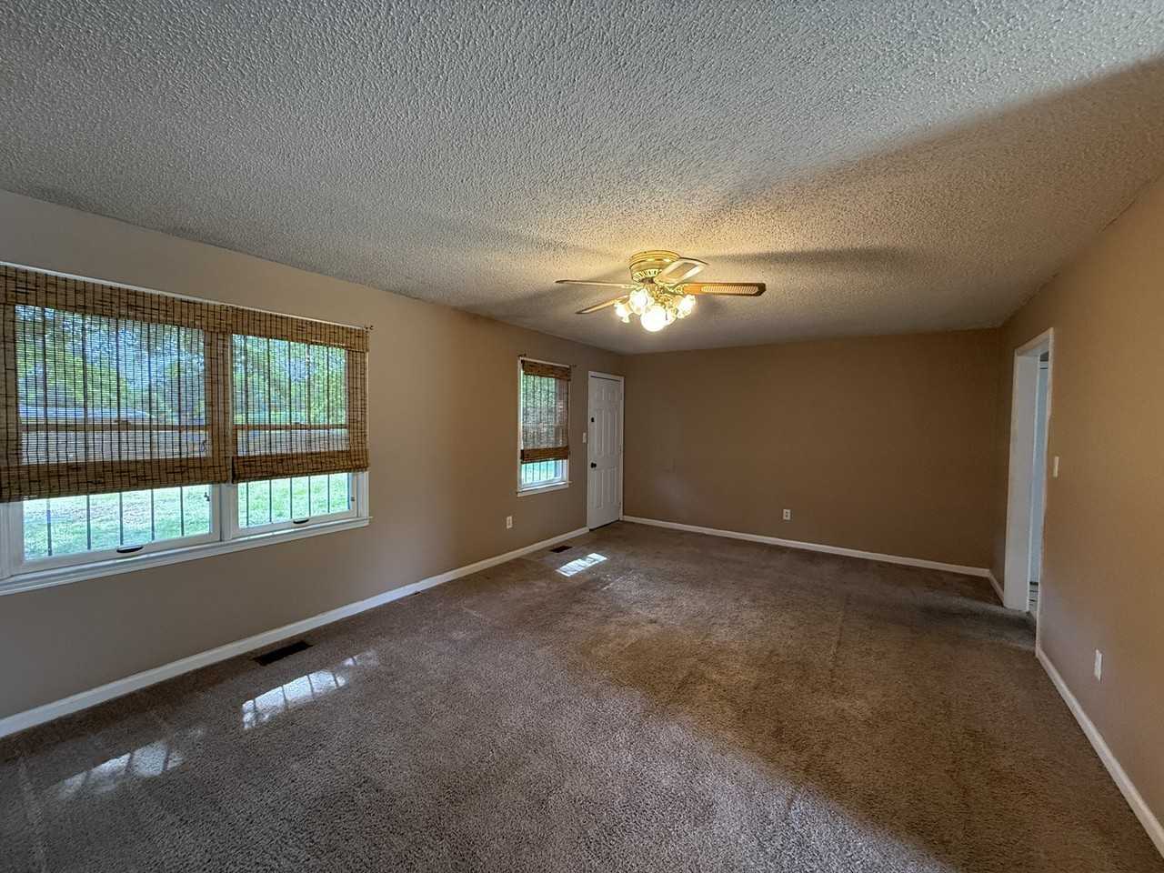 1908 Catchings Dr Nw #1 - Photo 3 of 17