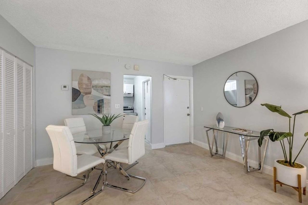 Amberstone Apartments - Photo 4 of 25