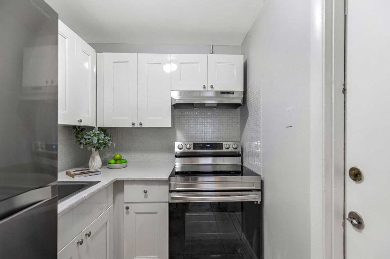 Amberstone Apartments - Photo 5 of 25
