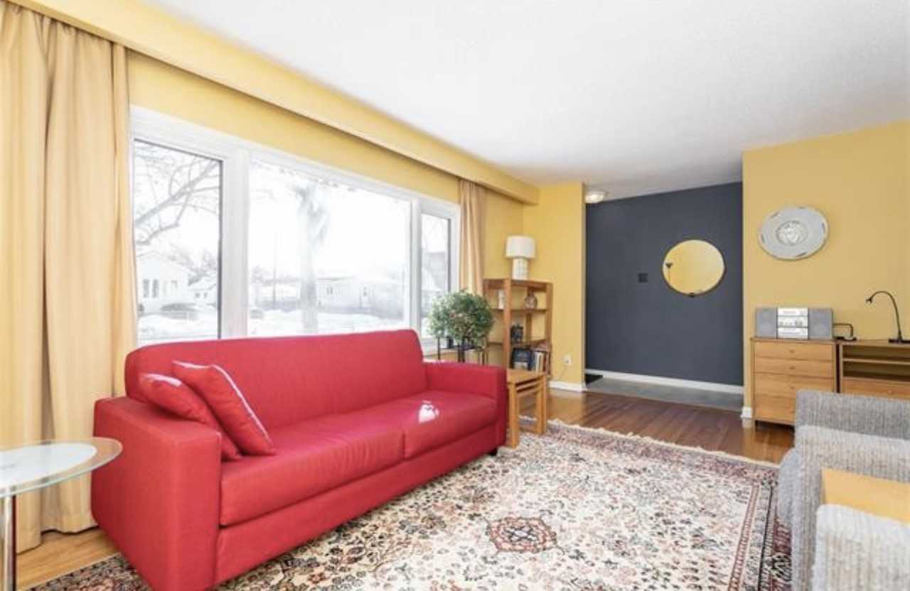 742 Ashburn St - Photo 5 of 10