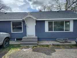 featured image of 469 Van Buren St