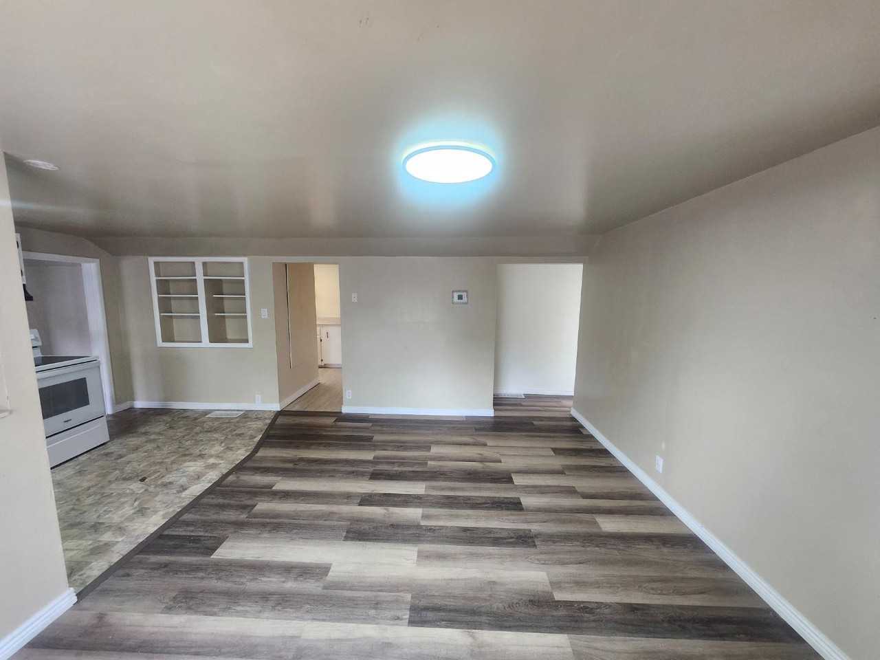 469 Van Buren St - Photo 4 of 20