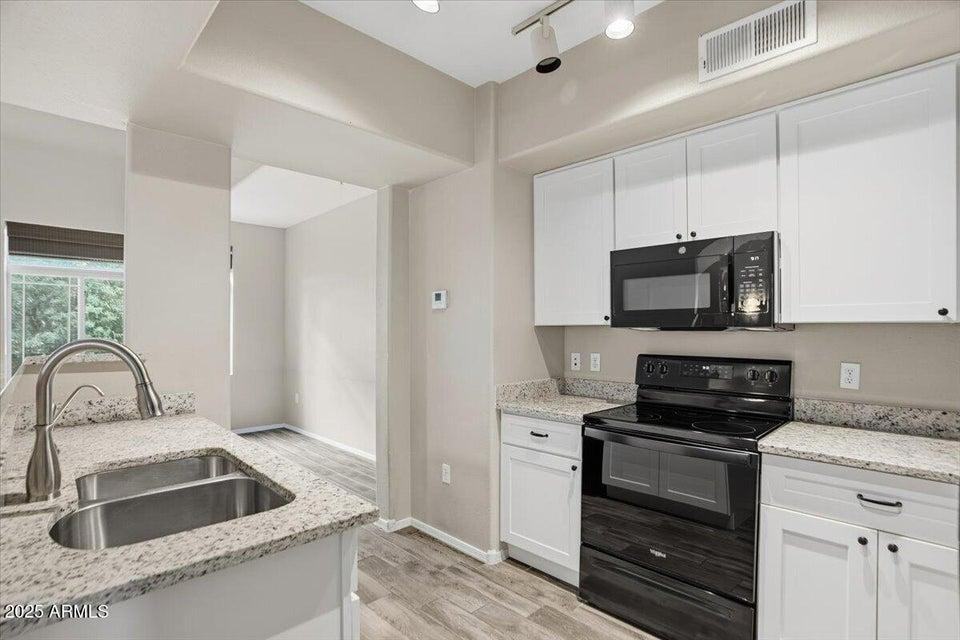2401 E Rio Salado Pkwy - Photo 2 of 10