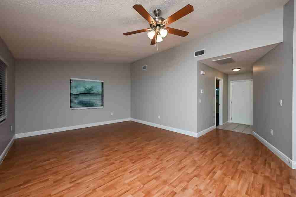 9136 Lometa Ln - Photo 3 of 16