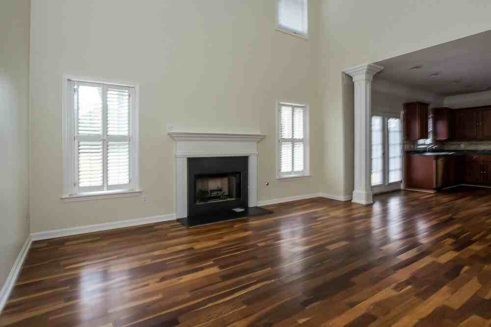 4004 Annandale Main Nw - Photo 2 of 15