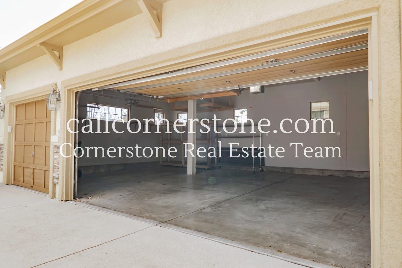 13932 Sierra Star Ct #1 - Photo 2 of 46