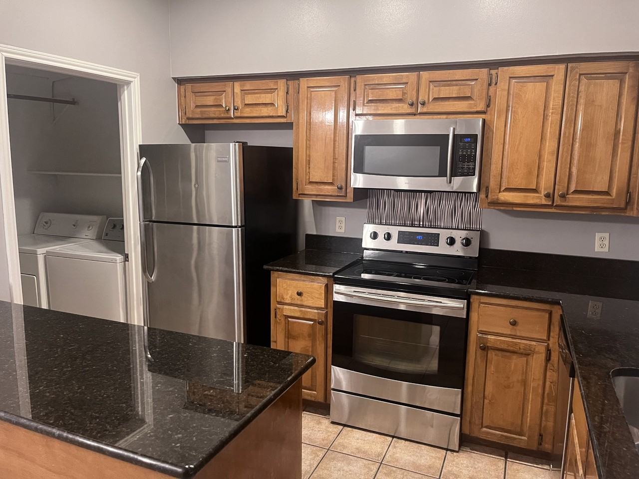 1307 Kinney Ave #110 - Photo 4 of 9
