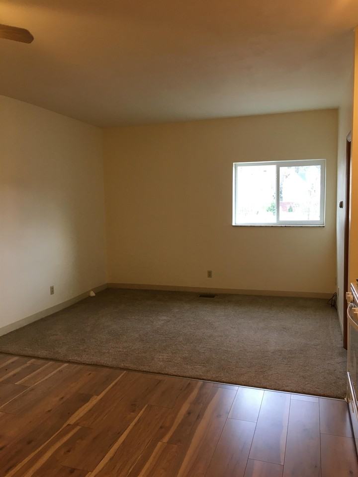 100 3rd AvenueApartment 7 #7 - Photo 4 of 10