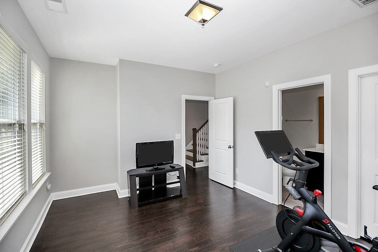 2609 Statesville Ave #1 - Photo 3 of 17