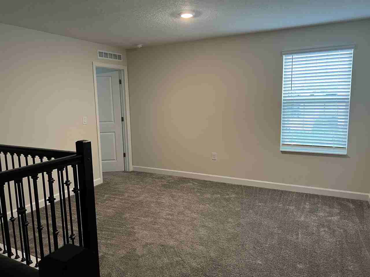 2321 Crescent Moon St #1 - Photo 7 of 21