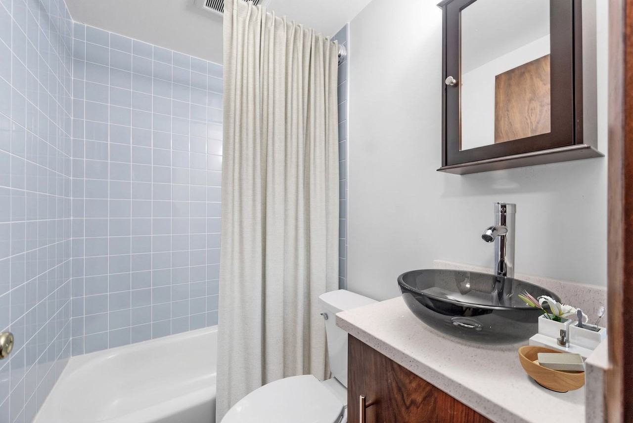 Rajah Apartments (119) - Photo 5 of 17
