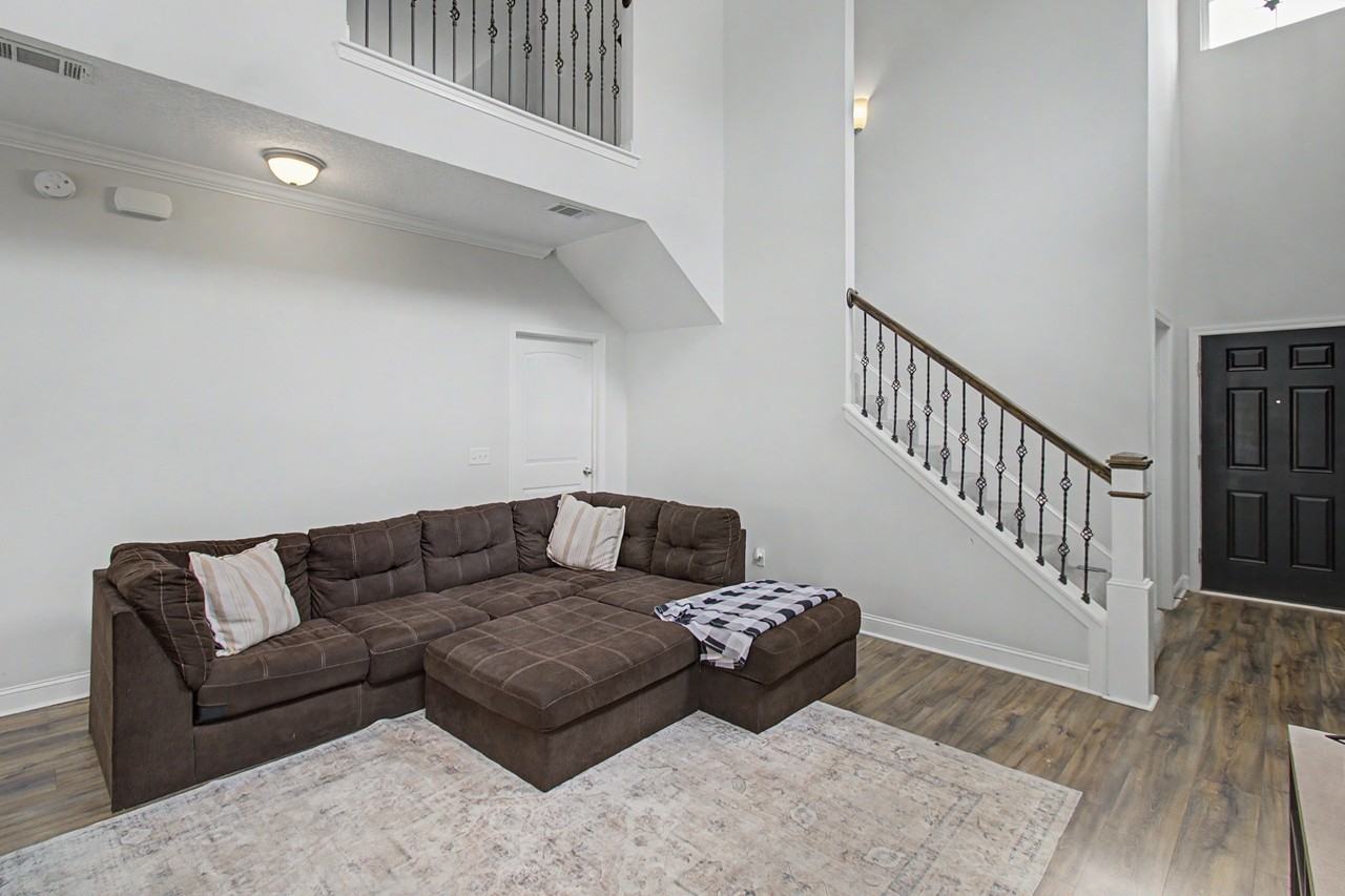 785 Fairview Cir #1 - Photo 6 of 31