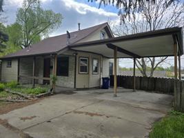 featured image of 4037 Vine Ave Se #1
