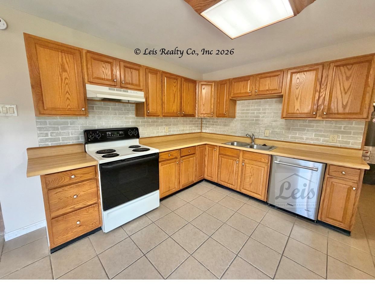 1187 Salem Ct #1 - Photo 6 of 20