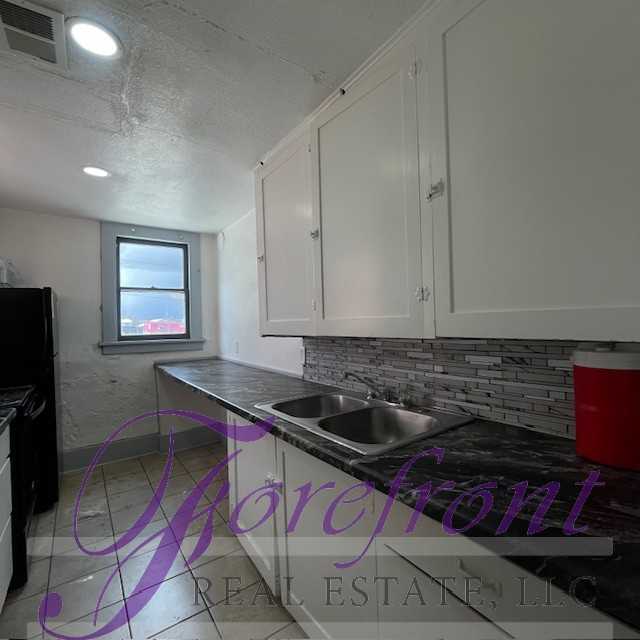 244 N. Jefferson - 2 #2 - Photo 7 of 9