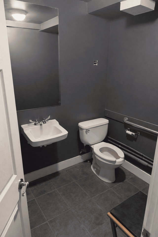 123 Commercial St #1 - Photo 3 of 7