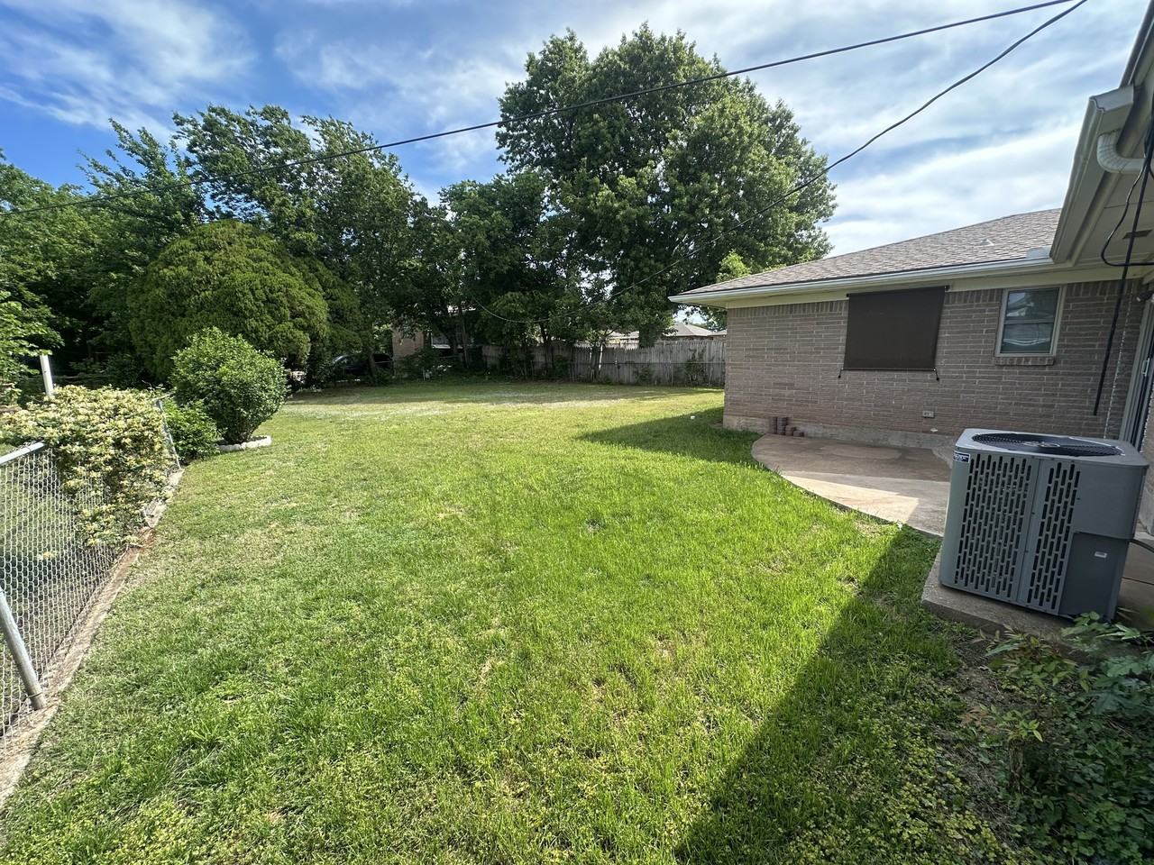 137 E Jarman Dr #1 - Photo 2 of 24