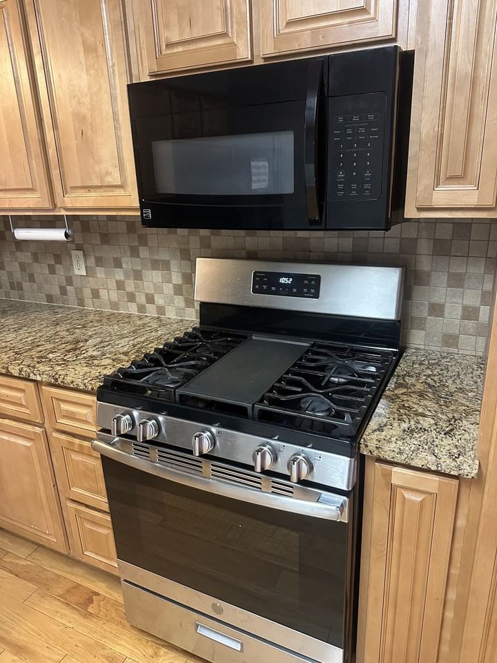 137 E Jarman Dr #1 - Photo 7 of 24